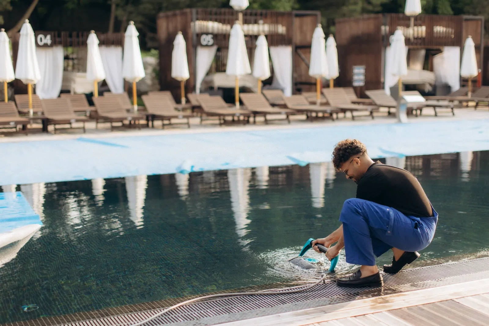 Pool Cleaning Services in qatar